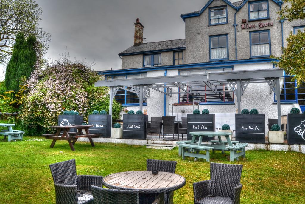 Lion Hotel & Studio Apartments Criccieth Exteriör bild