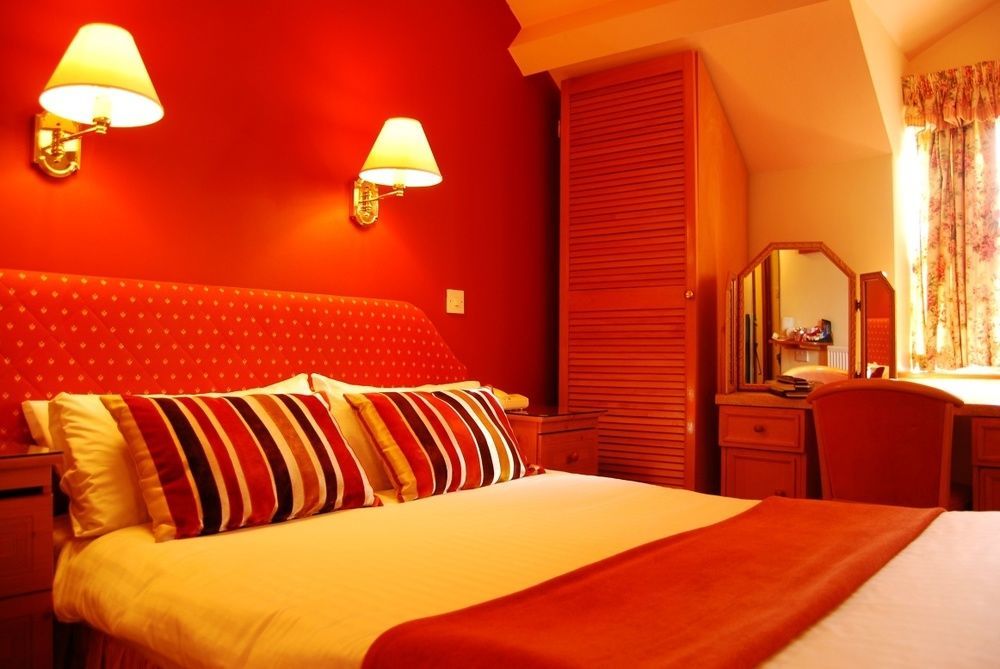 Lion Hotel & Studio Apartments Criccieth Exteriör bild